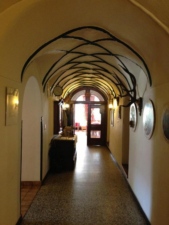 Gasthaus Sonne Тарренц Экстерьер фото