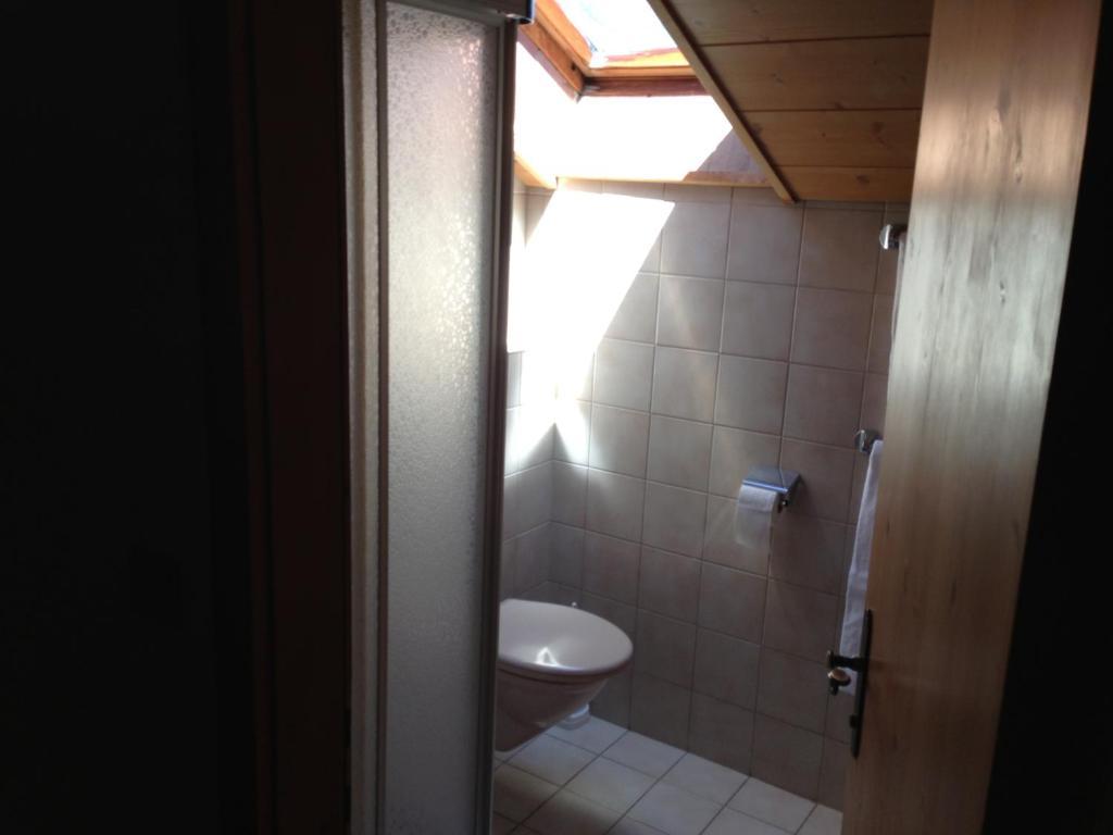 Gasthaus Sonne Тарренц Номер фото