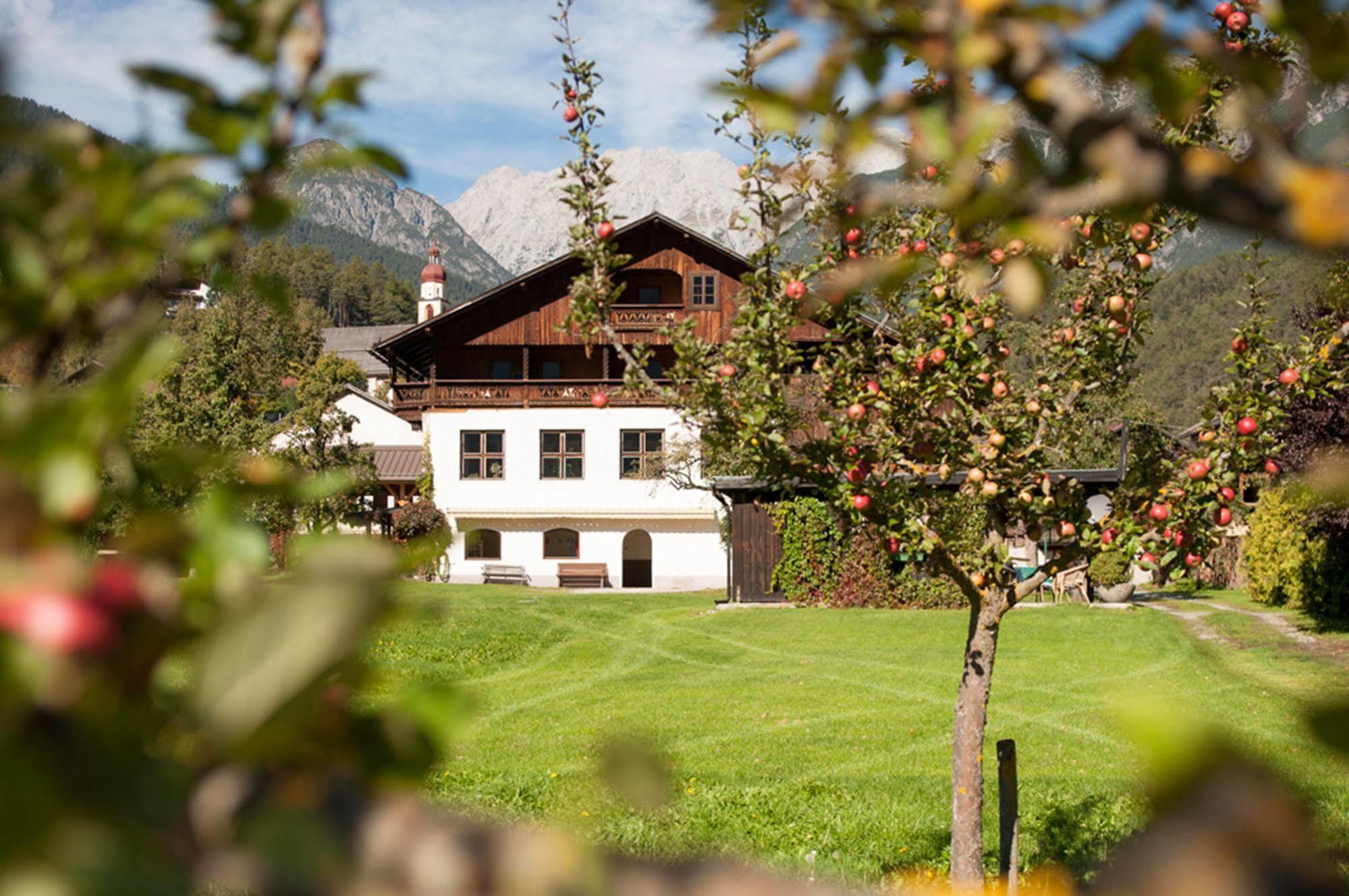 Gasthaus Sonne Тарренц Экстерьер фото