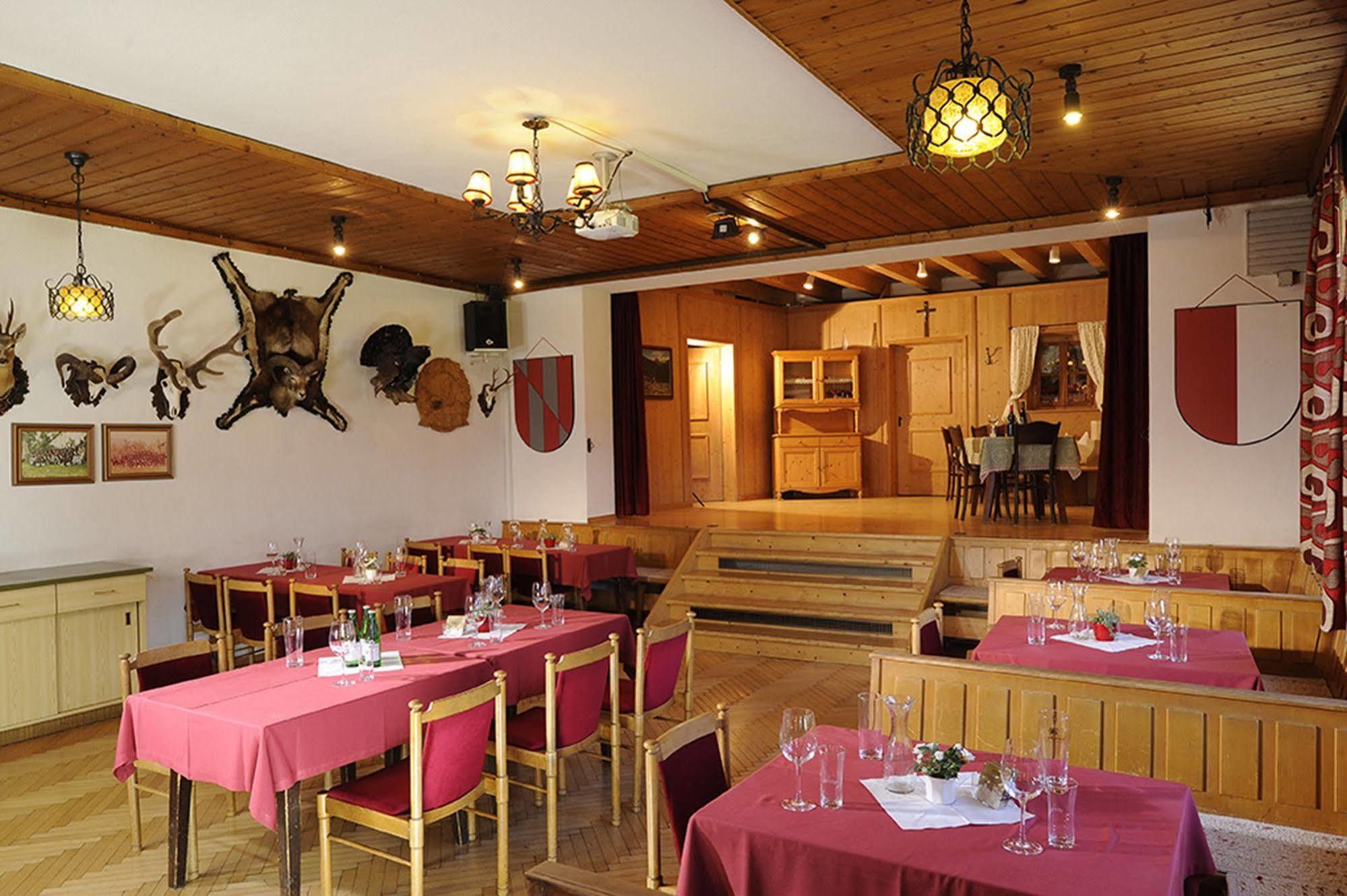 Gasthaus Sonne Тарренц Экстерьер фото