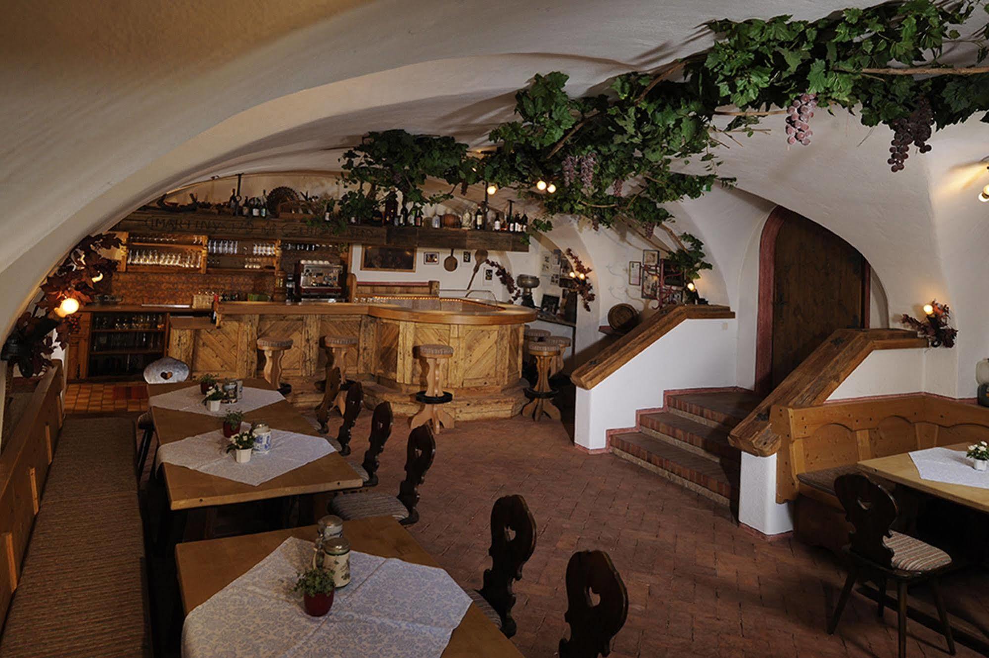 Gasthaus Sonne Тарренц Экстерьер фото