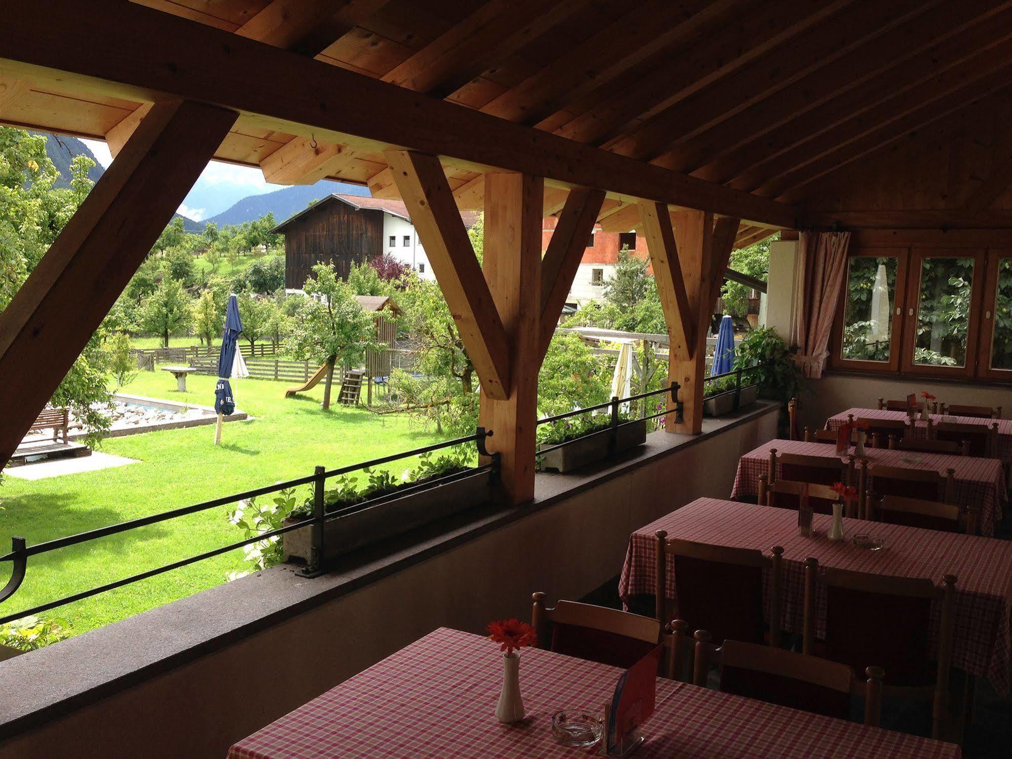 Gasthaus Sonne Тарренц Экстерьер фото